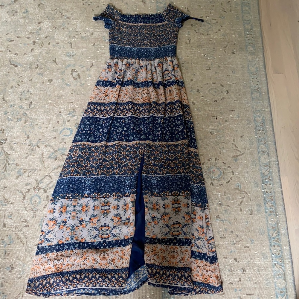 Tulsrosa maxi dress size small